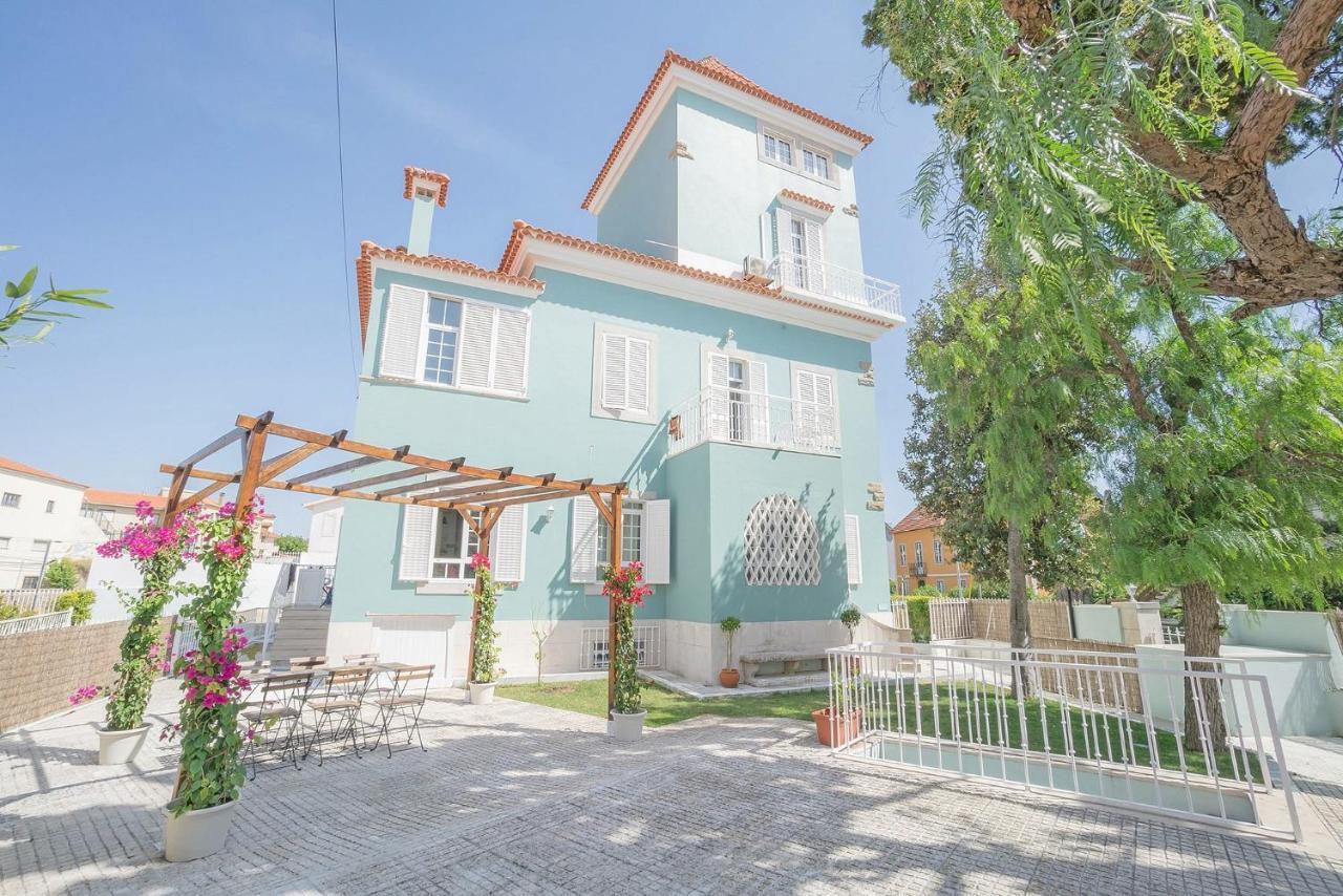 Impact Beach House Ештуріл Екстер'єр фото